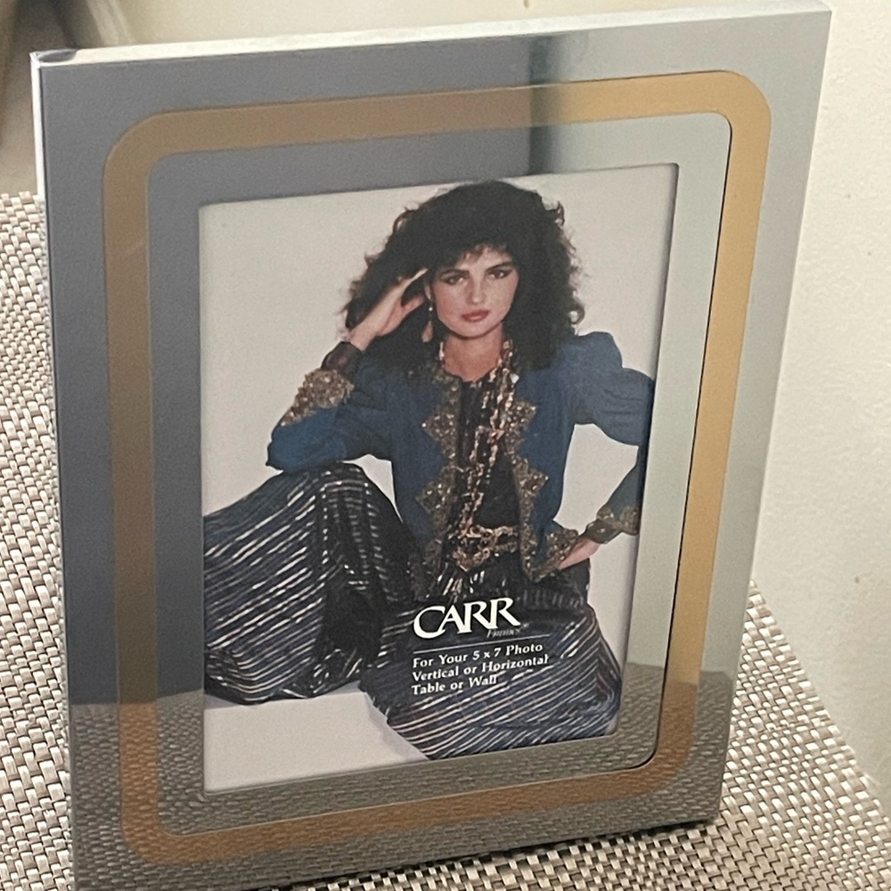 CARR Silver Gold Photo Frame - Picture 2 of 2